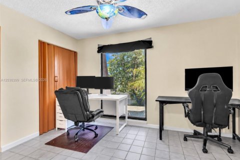 Adosado en venta en Pembroke Pines, Florida, 2 dormitorios, 96.62 m2 № 2240524 - foto 28