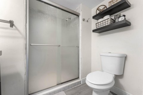 Купить кондоминиум в Бока-Ратон, Флорида 7 комнат, 120.77м2, № 2253936 - фото 21