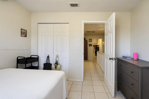 Купить таунхаус в Дейви, Флорида 3 спальни, 147.71м2, № 2014477 - фото 16