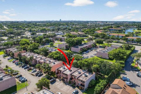 Таунхаус в Дейви, Флорида 3 спальни, 147.71м2 № 2014477