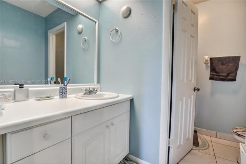 Купить таунхаус в Дейви, Флорида 3 спальни, 147.71м2, № 2014477 - фото 15