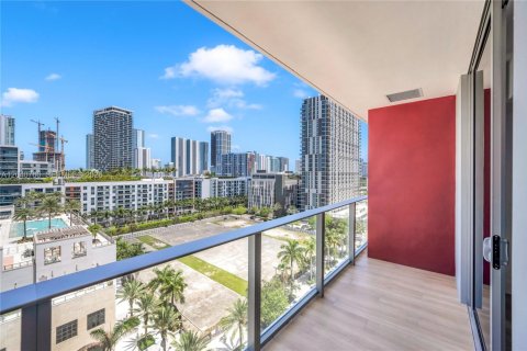 Condo in Miami, Florida, 1 bedroom № 2178414 - photo 8