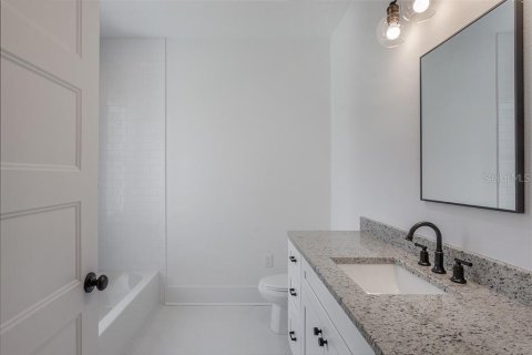 Casa en alquiler en Tampa, Florida, 3 dormitorios, 191.29 m2 № 1832840 - foto 27