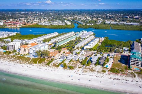 Land in Indian Shores, Florida № 1793349 - photo 9
