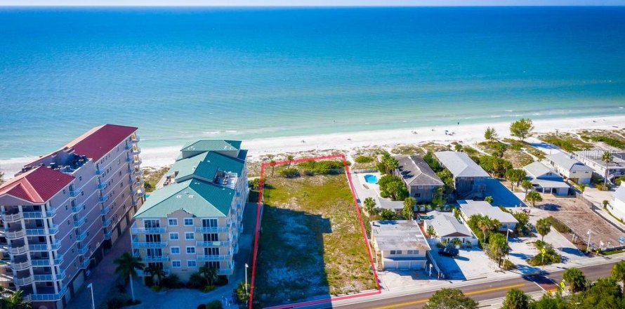 Land in Indian Shores, Florida № 1793349