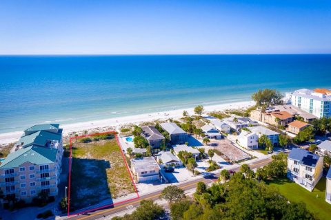 Land in Indian Shores, Florida № 1793349 - photo 2