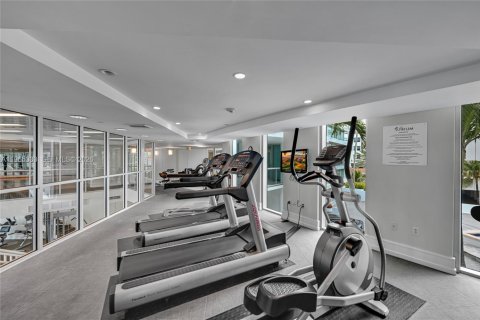 Condo in Aventura, Florida, 3 bedrooms  № 2052946 - photo 23