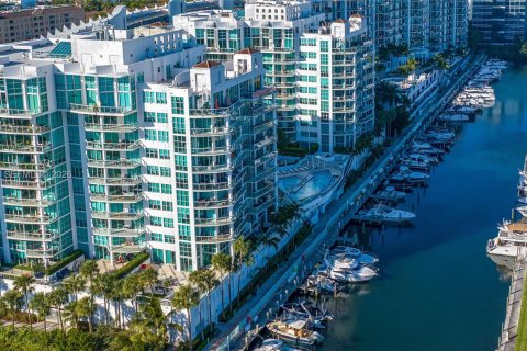 Condo in Aventura, Florida, 3 bedrooms  № 2052946 - photo 30