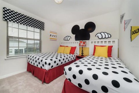 Adosado en venta en Kissimmee, Florida, 5 dormitorios, 210.24 m2 № 2213641 - foto 6