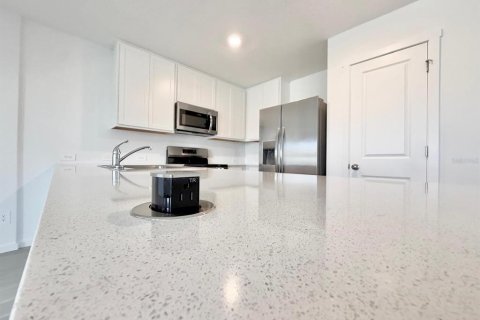 Adosado en alquiler en Davenport, Florida, 3 dormitorios, 128.02 m2 № 2113733 - foto 6