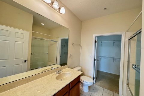 Condominio en alquiler en Windermere, Florida, 2 dormitorios, 107.86 m2 № 1915444 - foto 19