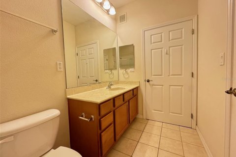 Condominio en alquiler en Windermere, Florida, 2 dormitorios, 107.86 m2 № 1915444 - foto 9