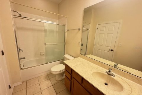 Condominio en alquiler en Windermere, Florida, 2 dormitorios, 107.86 m2 № 1915444 - foto 8