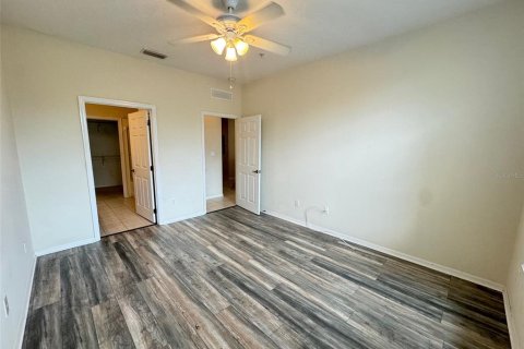 Condominio en alquiler en Windermere, Florida, 2 dormitorios, 107.86 m2 № 1915444 - foto 17