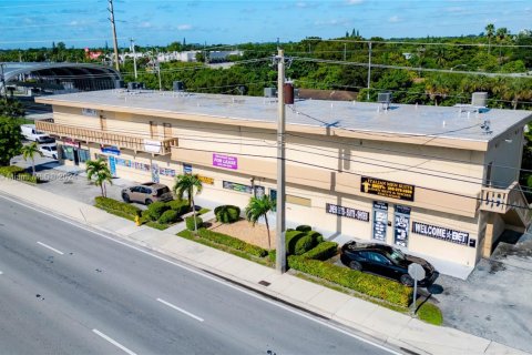 Immobilier commercial à vendre à Cutler Bay, Floride № 1704487 - photo 2