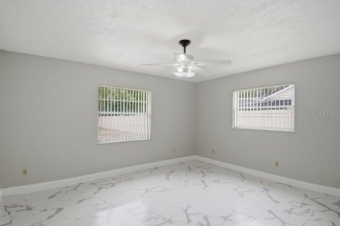 Casa en venta en Winter Springs, Florida, 4 dormitorios, 183.85 m2 № 2201388 - foto 8