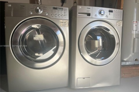 Villa ou maison à louer à Cooper City, Floride: 4 chambres, 193.7 m2 № 2024727 - photo 21