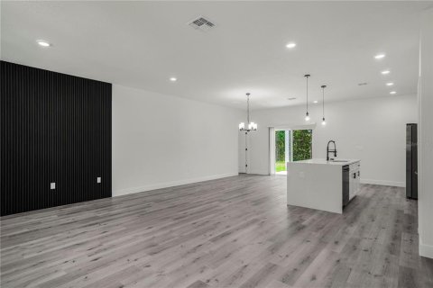 House in Citrus Springs, Florida 4 bedrooms, 170.29 sq.m. № 2211171 - photo 6