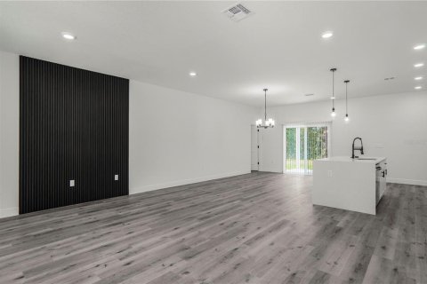 House in Citrus Springs, Florida 4 bedrooms, 170.29 sq.m. № 2211171 - photo 12