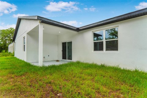 House in Citrus Springs, Florida 4 bedrooms, 170.29 sq.m. № 2211171 - photo 3
