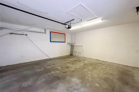 Appartement à louer à Orlando, Floride: 3 chambres, 197.42 m2 № 2413617 - photo 7