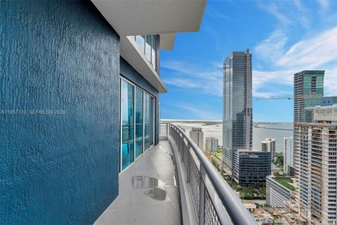 Condominio en venta en Miami, Florida, 3 dormitorios, 224.36 m2 № 2154457 - foto 26