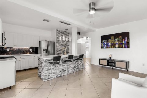 Copropriété à vendre à Cutler Bay, Floride: 3 chambres, 135.54 m2 № 1946411 - photo 3