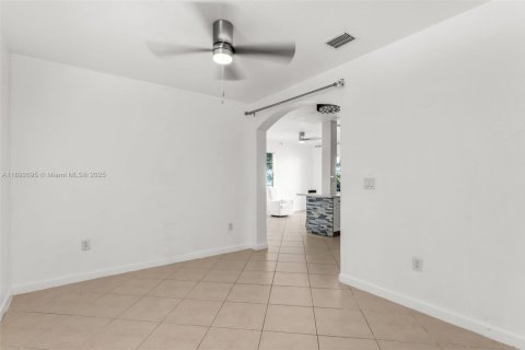 Copropriété à vendre à Cutler Bay, Floride: 3 chambres, 135.54 m2 № 1946411 - photo 7