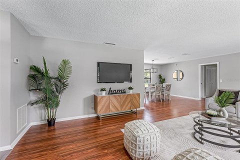 Casa en venta en Altamonte Springs, Florida, 4 dormitorios, 196.49 m2 № 2096527 - foto 15