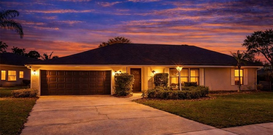 Casa en Altamonte Springs, Florida 4 dormitorios, 196.49 m2 № 2096527