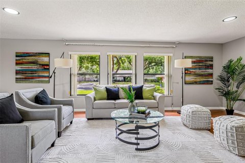 Casa en venta en Altamonte Springs, Florida, 4 dormitorios, 196.49 m2 № 2096527 - foto 18
