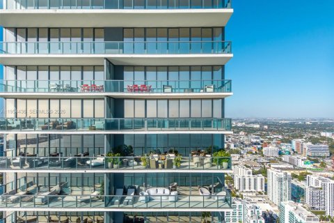 Copropriété à vendre à Miami, Floride: 4 chambres, 324.41 m2 № 2009340 - photo 6