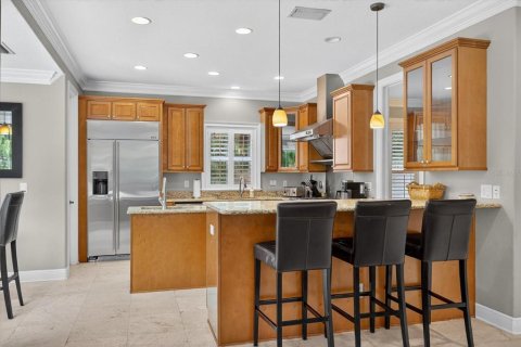 Casa en venta en Tampa, Florida, 6 dormitorios, 315.87 m2 № 1855421 - foto 5