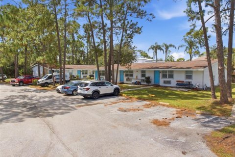Commercial property in Tampa, Florida 1697.97 sq.m. № 2378157 - photo 3