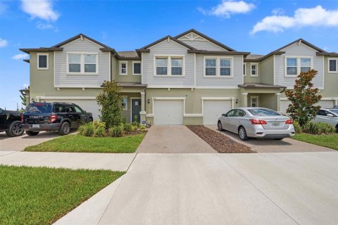 Adosado en Land O' Lakes, Florida 3 dormitorios, 148.74 m2 № 2224521