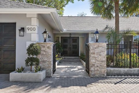 Casa en alquiler en Saint Petersburg, Florida, 5 dormitorios, 258.73 m2 № 1903305 - foto 2