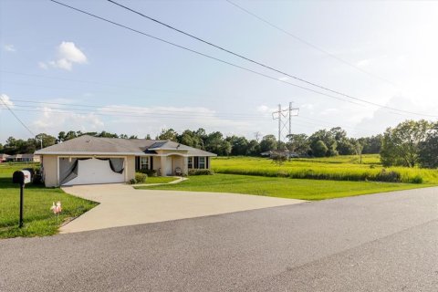 House in Ocala, Florida 3 bedrooms, 137.12 sq.m. № 1841399 - photo 5
