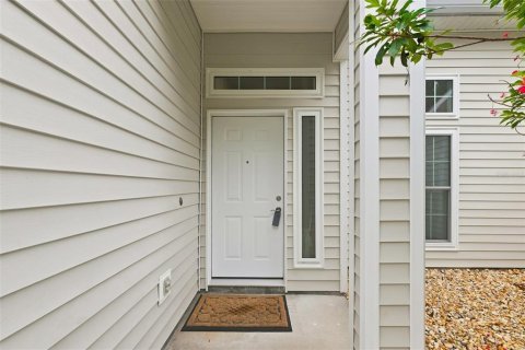 Townhouse in Lutz, Florida 4 bedrooms, 204.57 sq.m. № 2236417 - photo 4