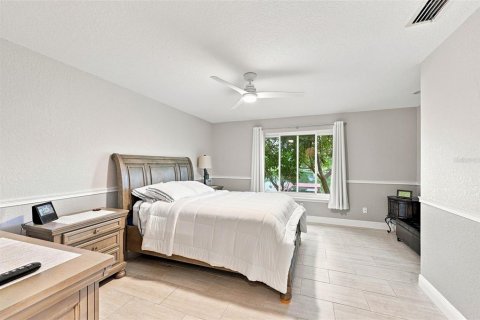 Townhouse in Lutz, Florida 4 bedrooms, 204.57 sq.m. № 2236417 - photo 21