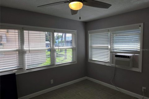 Apartamento en alquiler en Saint Pete Beach, Florida, 2 dormitorios, 93.46 m2 № 1915390 - foto 13