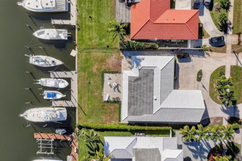 House in North Palm Beach, Florida 3 bedrooms, 218.88 sq.m. № 2183327 - photo 10