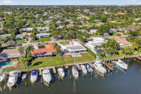 House in North Palm Beach, Florida 3 bedrooms, 218.88 sq.m. № 2183327 - photo 17