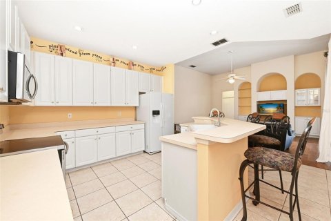 Villa ou maison à vendre à Apopka, Floride: 5 chambres, 298.96 m2 № 2224371 - photo 17