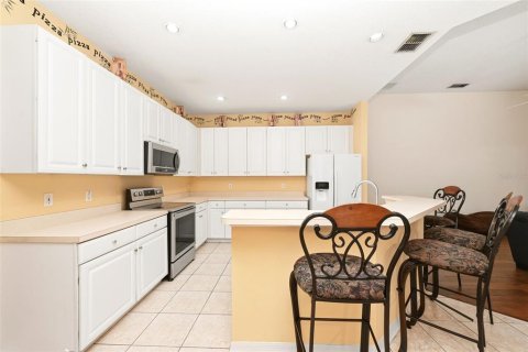 Villa ou maison à vendre à Apopka, Floride: 5 chambres, 298.96 m2 № 2224371 - photo 16