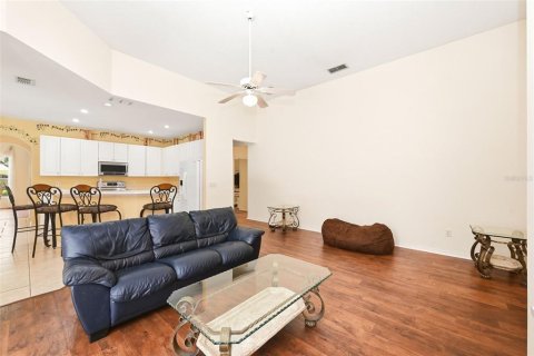 Villa ou maison à vendre à Apopka, Floride: 5 chambres, 298.96 m2 № 2224371 - photo 25