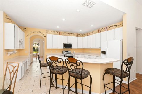 Villa ou maison à vendre à Apopka, Floride: 5 chambres, 298.96 m2 № 2224371 - photo 14