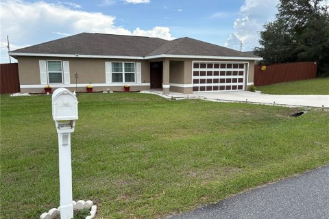 Villa ou maison à Ocala, Floride 3 chambres, 125.6 m2 № 2147452
