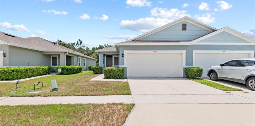 Adosado en Leesburg, Florida 2 dormitorios, 148.92 m2 № 1873003