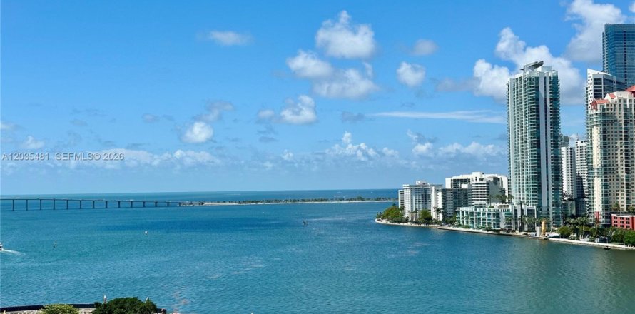 Condo in Miami, Florida, 2 bedrooms  № 2253684