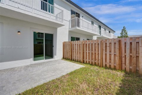Adosado en venta en Homestead, Florida, 3 dormitorios, 148.64 m2 № 2090479 - foto 21
